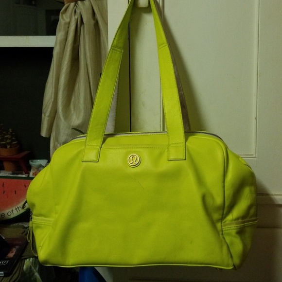lululemon gym bag sale